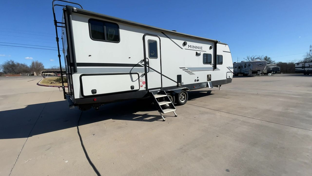 2022 WINNEBAGO MINNIE WINNIE 2801BH