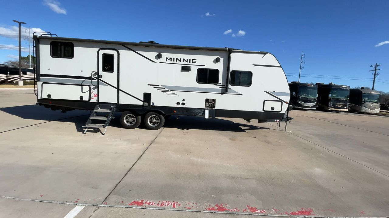 2022 WINNEBAGO MINNIE WINNIE 2801BH