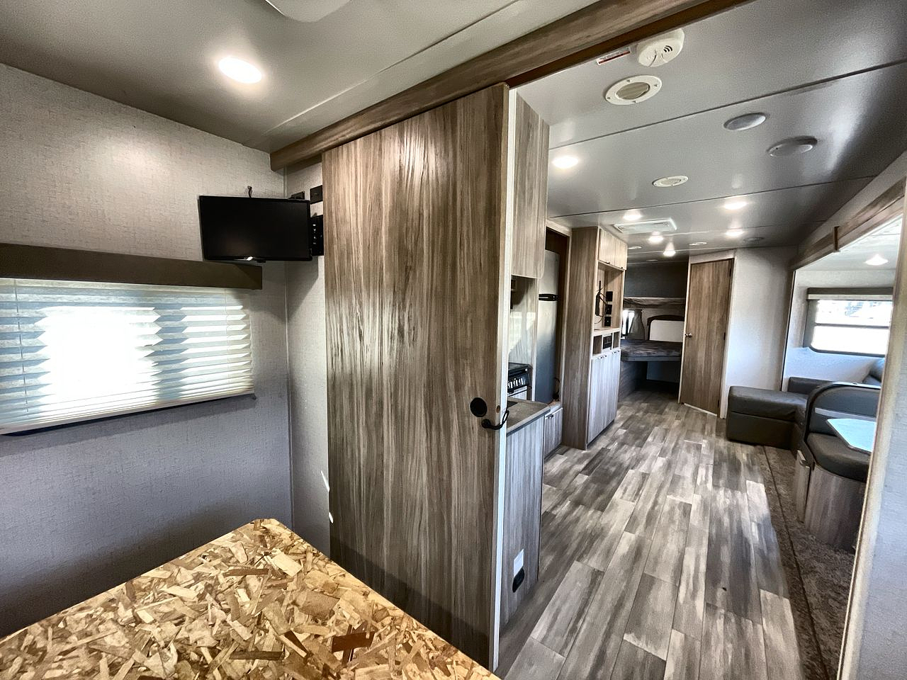2022 WINNEBAGO MINNIE WINNIE 2801BH