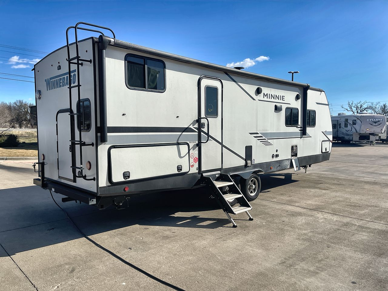 2022 WINNEBAGO MINNIE WINNIE 2801BH