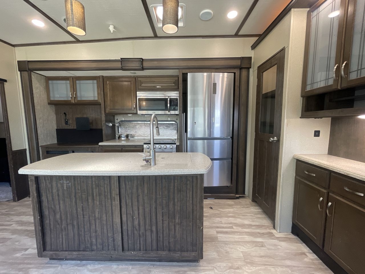 2019 GRAND DESIGN 3740BH