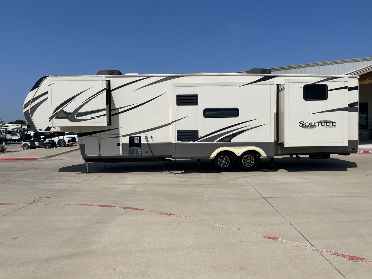 2019 GRAND DESIGN 3740BH