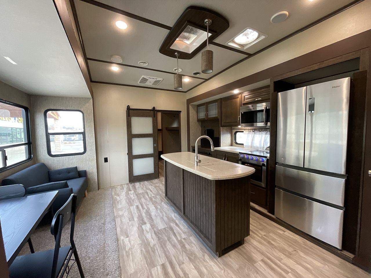 2019 GRAND DESIGN 3740BH