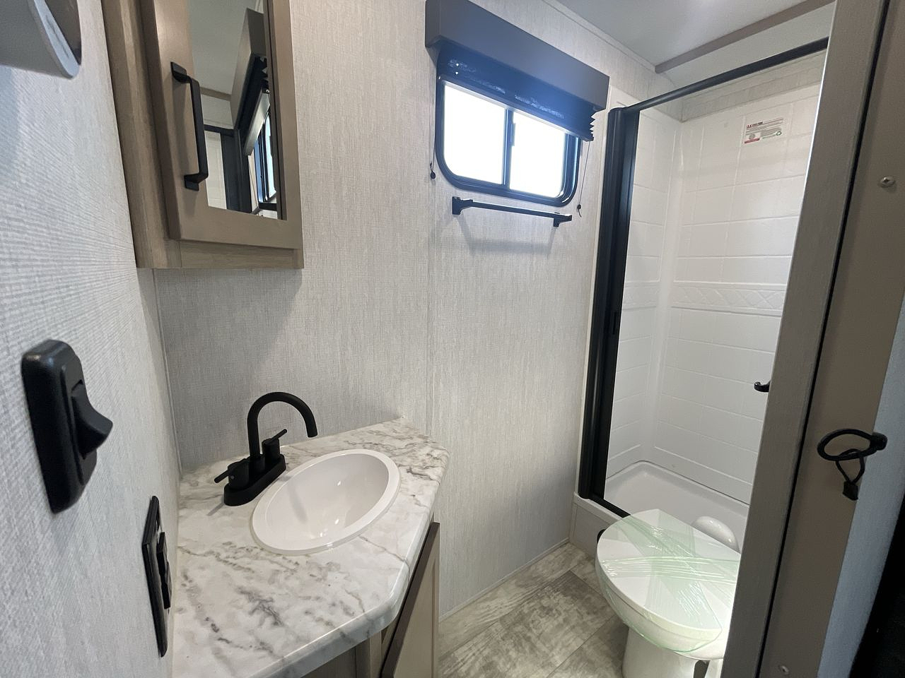 2024 GRAND DESIGN MOMENTUM MAV 22MAV
