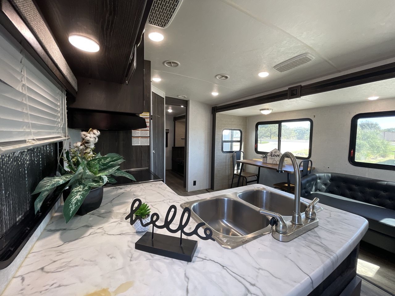 2019 HIGHLAND RIDGE MESA RIDGE 3310BH