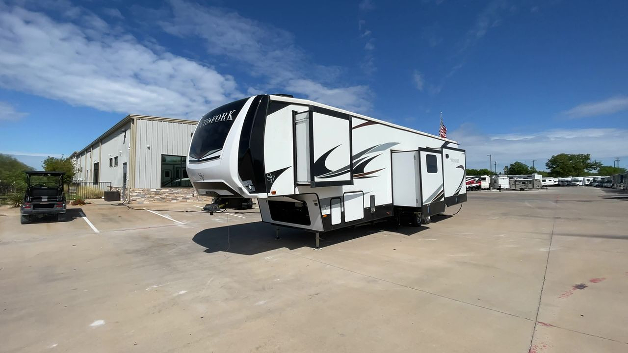 2022 CRUISER RV SOUTH FORK 3780MB