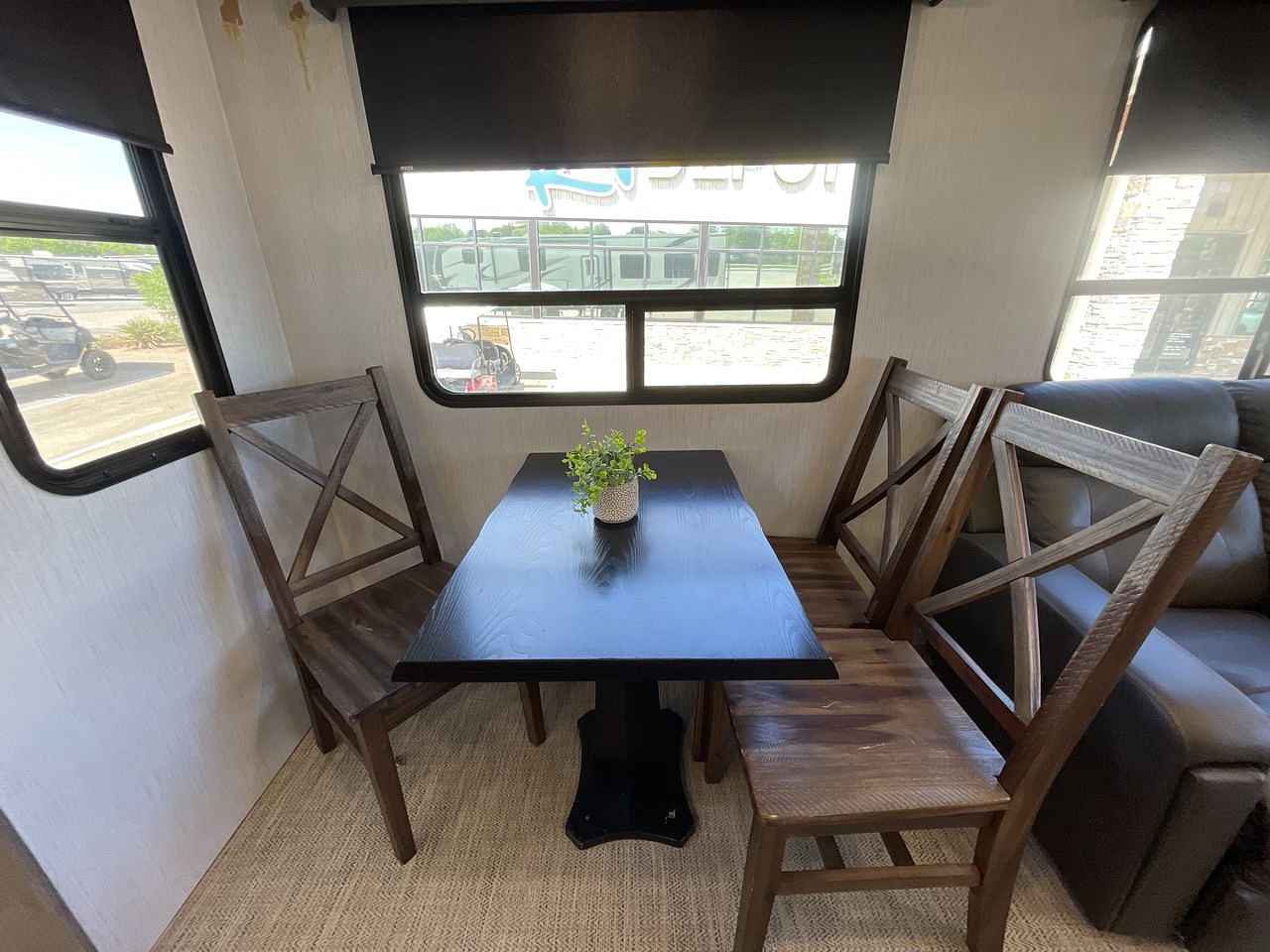 2022 CRUISER RV SOUTH FORK 3780MB