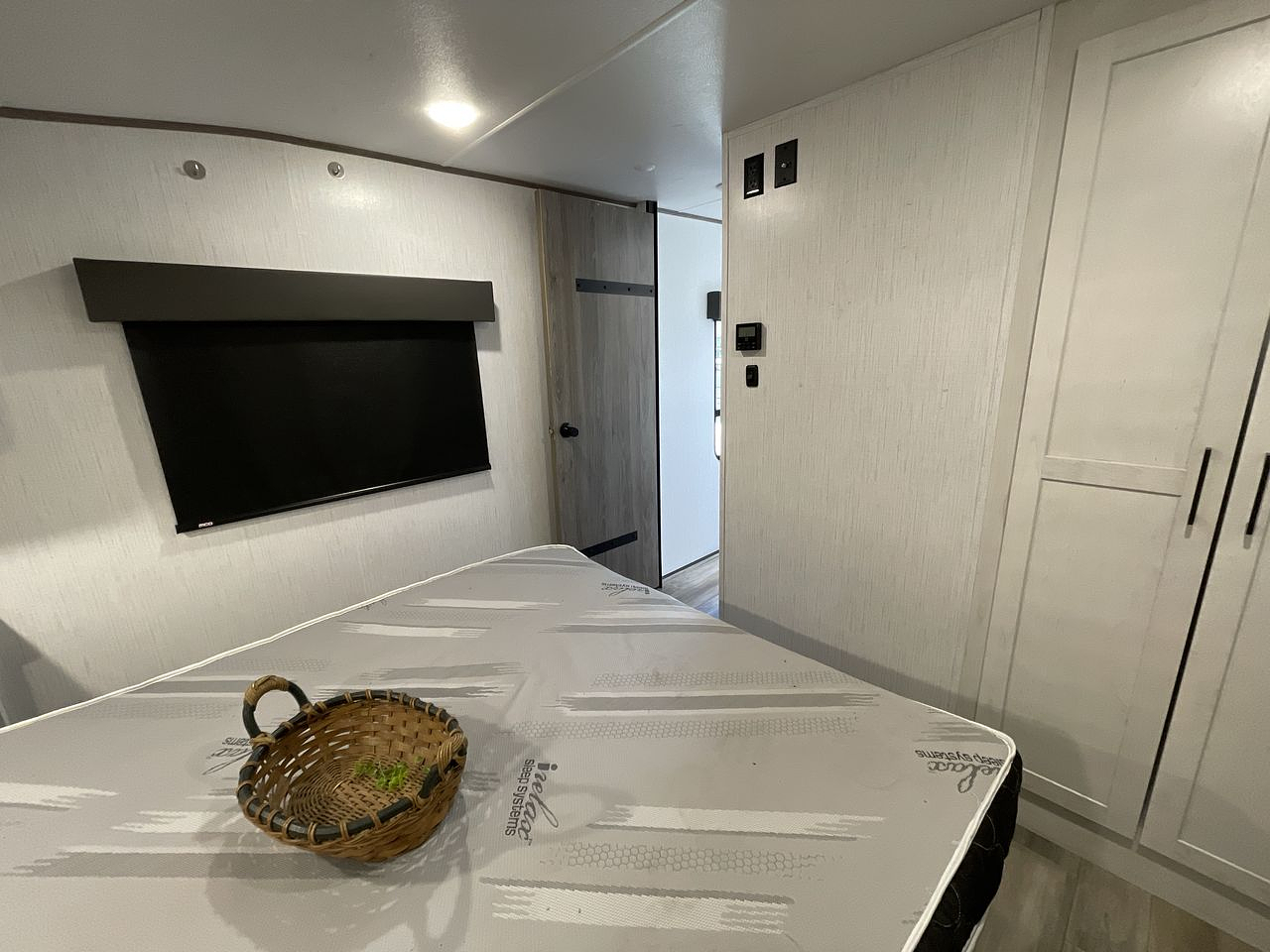 2022 CRUISER RV SOUTH FORK 3780MB