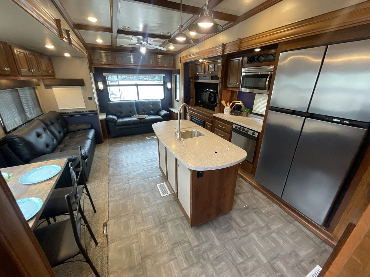 2017 HEARTLAND BIGHORN 3270RS
