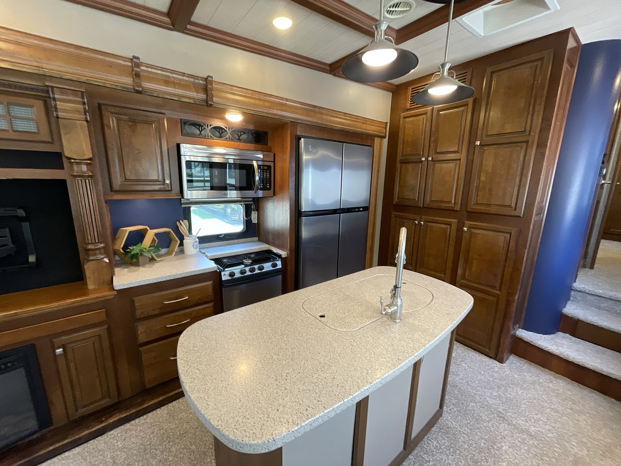 2017 HEARTLAND BIGHORN 3270RS