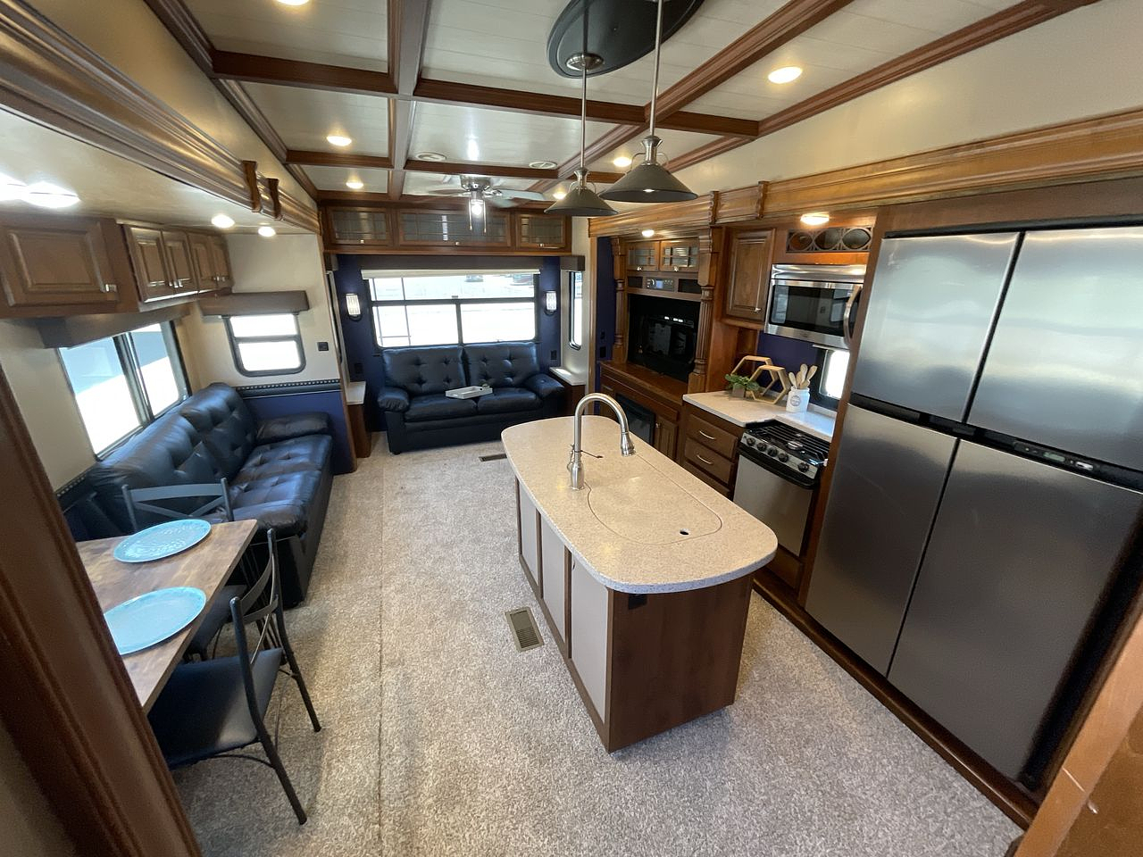 2017 HEARTLAND BIGHORN 3270RS
