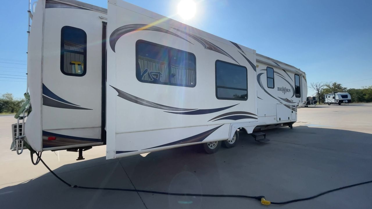 2013 BIGHORN 3610RE