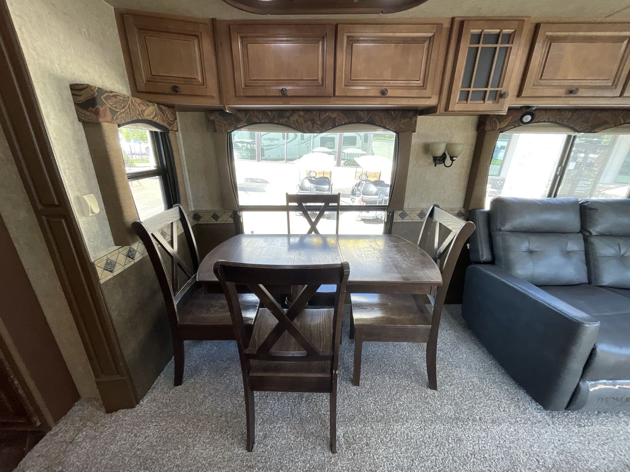 2013 BIGHORN 3610RE