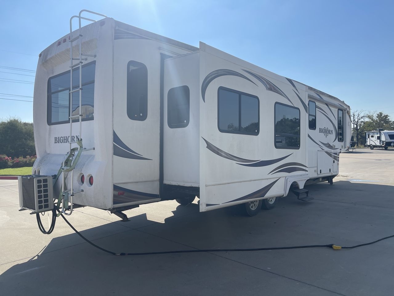 2013 BIGHORN 3610RE