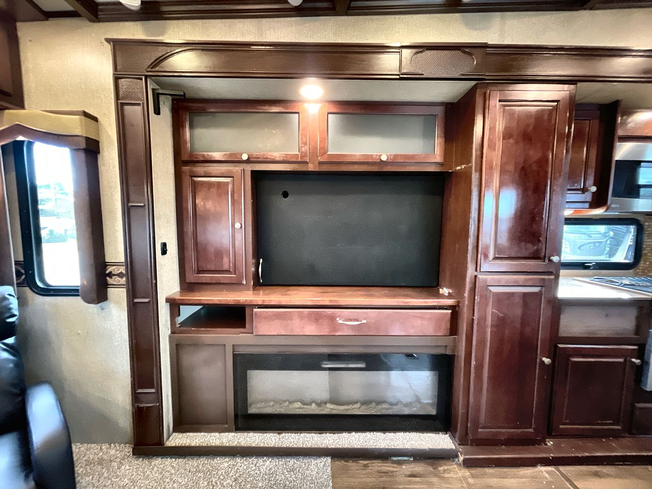 2014 BIG COUNTRY 3650RL