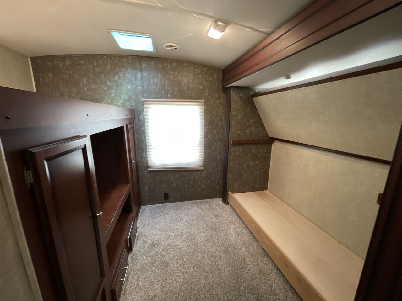 2015 HEARTLAND WILDERNESS 3150DS