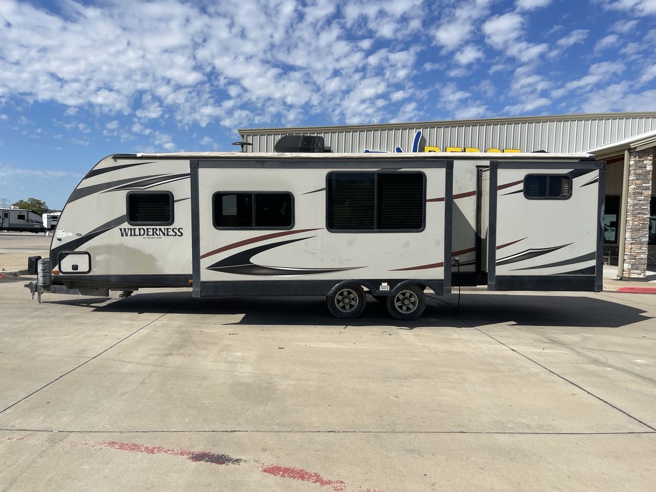 2015 HEARTLAND WILDERNESS 3150DS