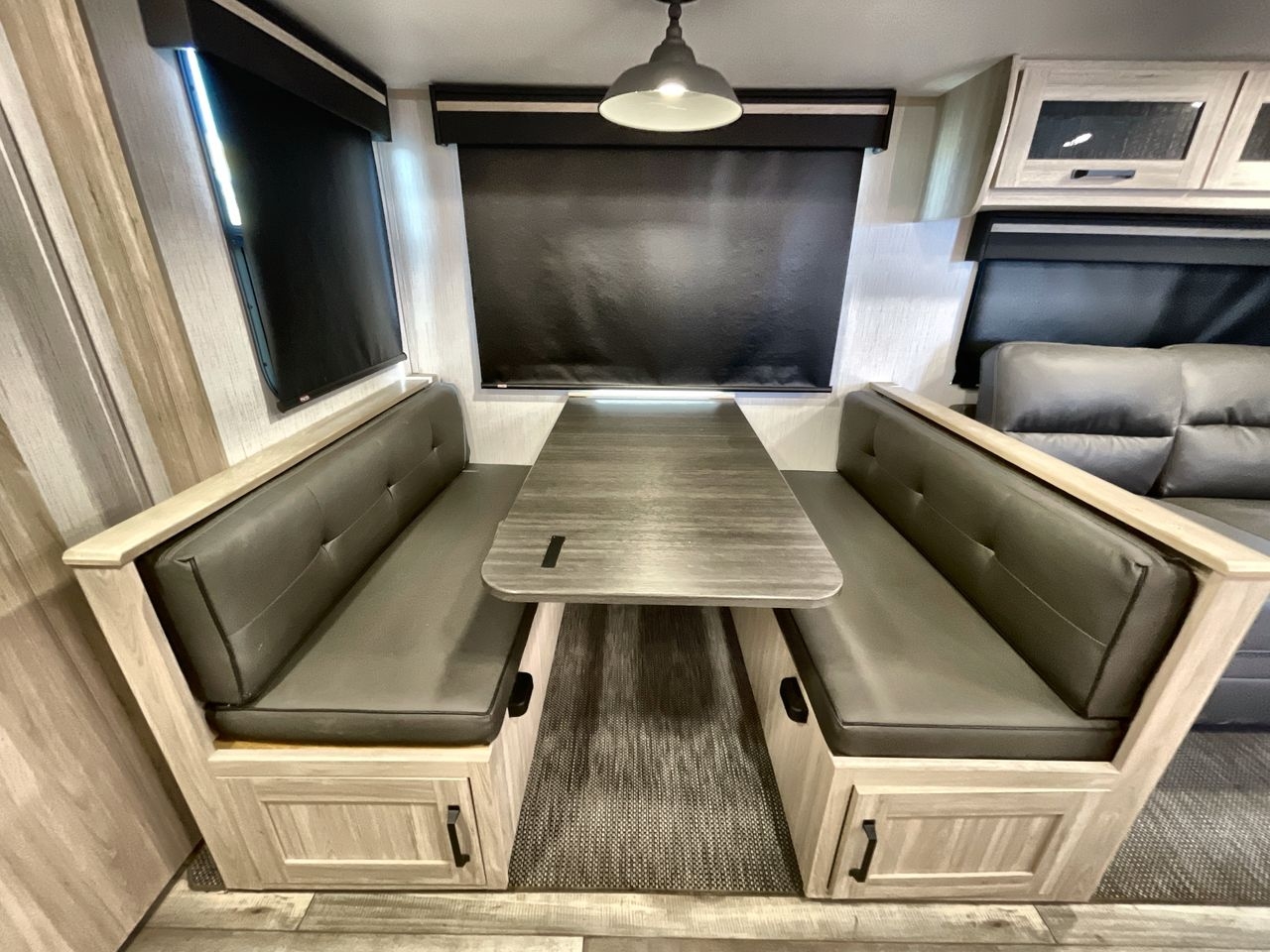 2022 HEARTLAND SUNDANCE 294BH