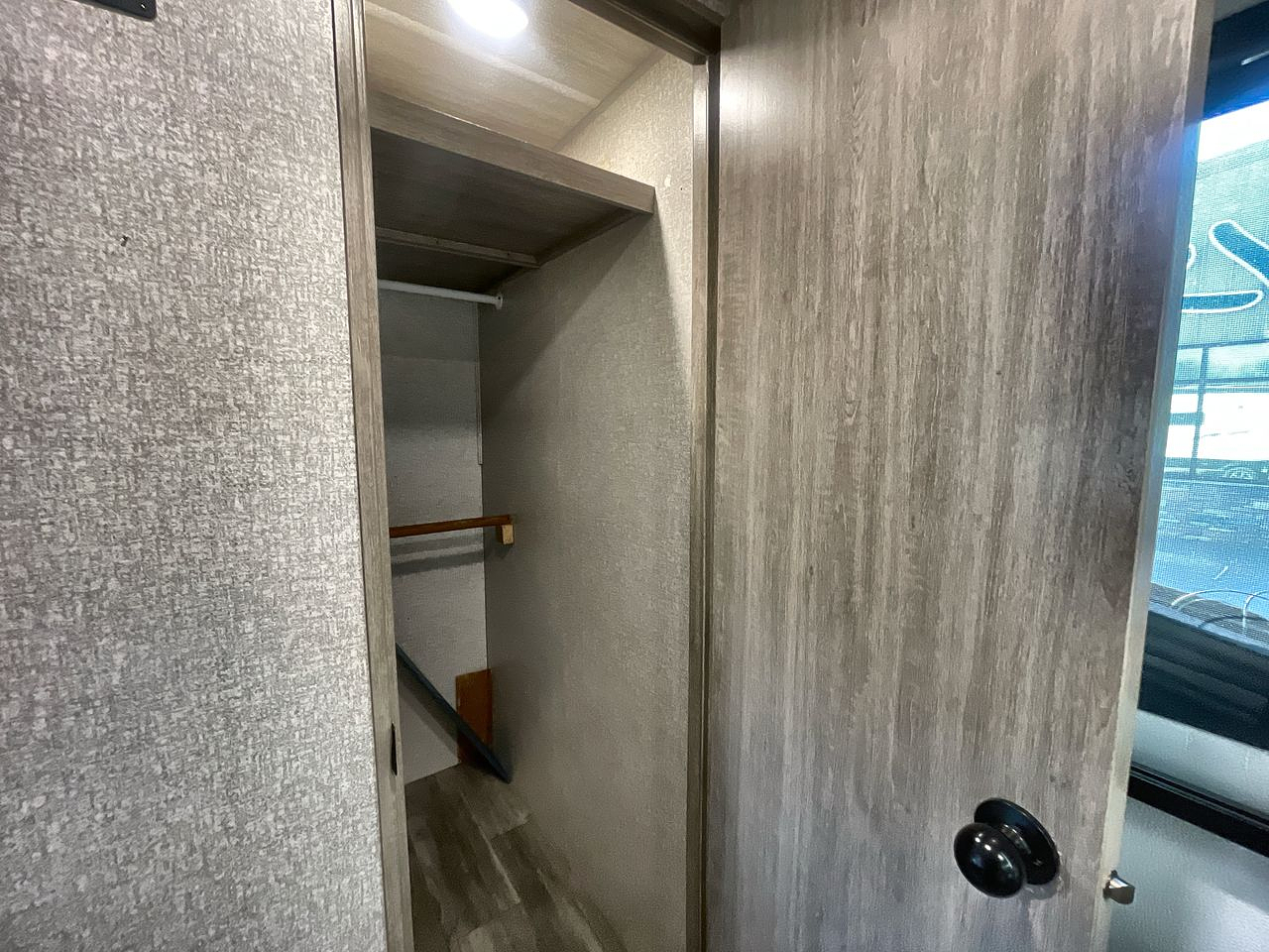 2022 FOREST RIVER ALTA 2800KBH