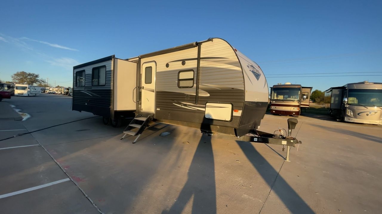 2020 KEYSTONE AVENGER 32QBI