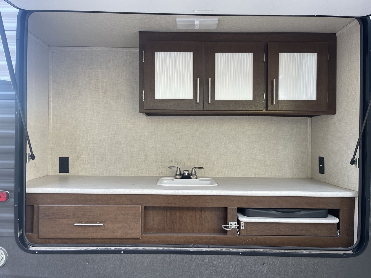 2020 KEYSTONE AVENGER 32QBI