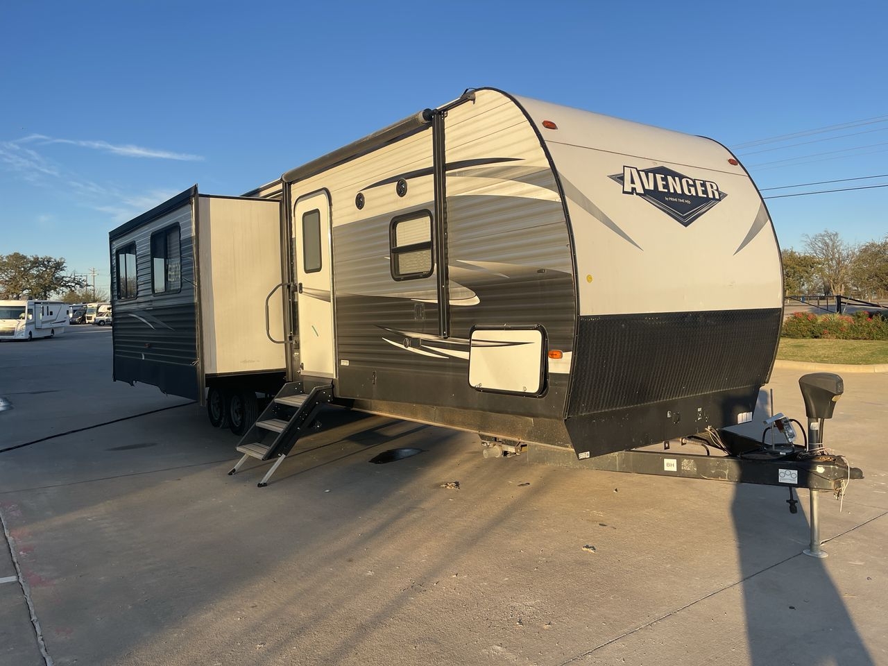 2020 KEYSTONE AVENGER 32QBI