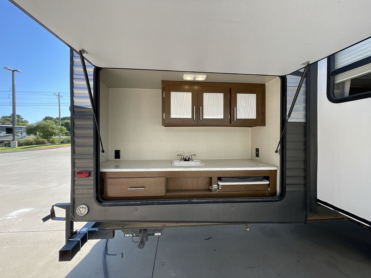 2020 KEYSTONE AVENGER 32QBI