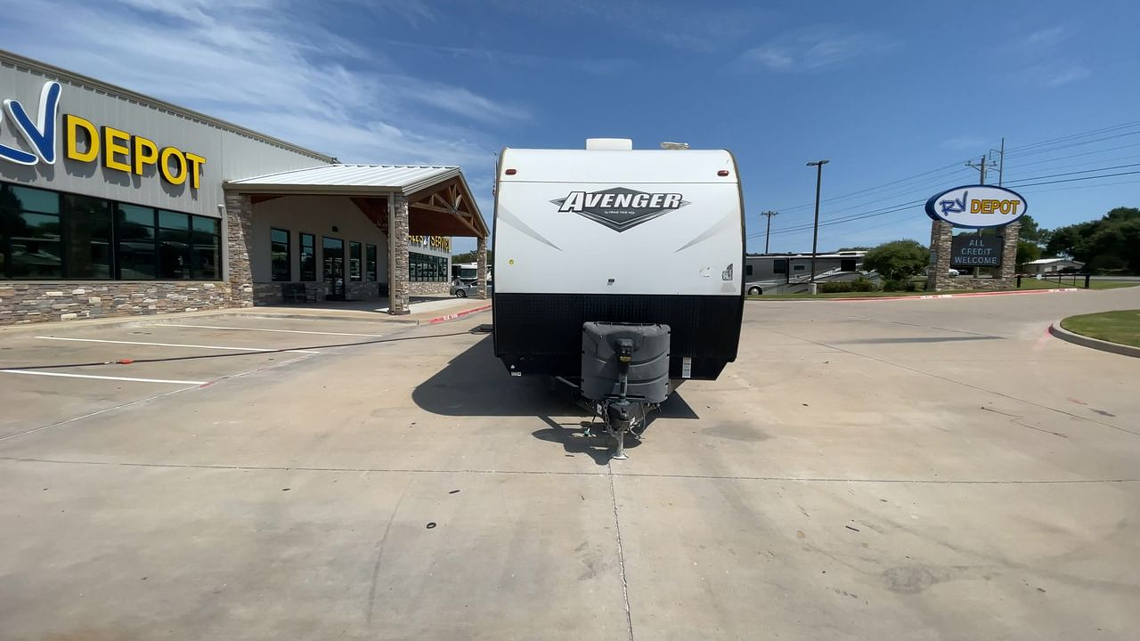 2019 FOREST RIVER AVENGER 32DEN