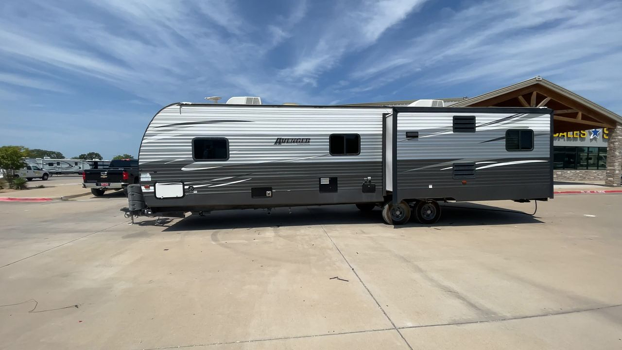2019 FOREST RIVER AVENGER 32DEN