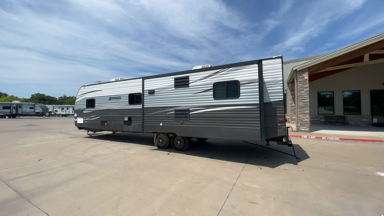 2019 FOREST RIVER AVENGER 32DEN