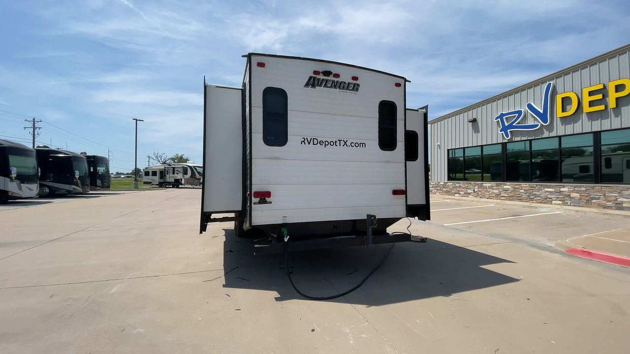 2019 FOREST RIVER AVENGER 32DEN