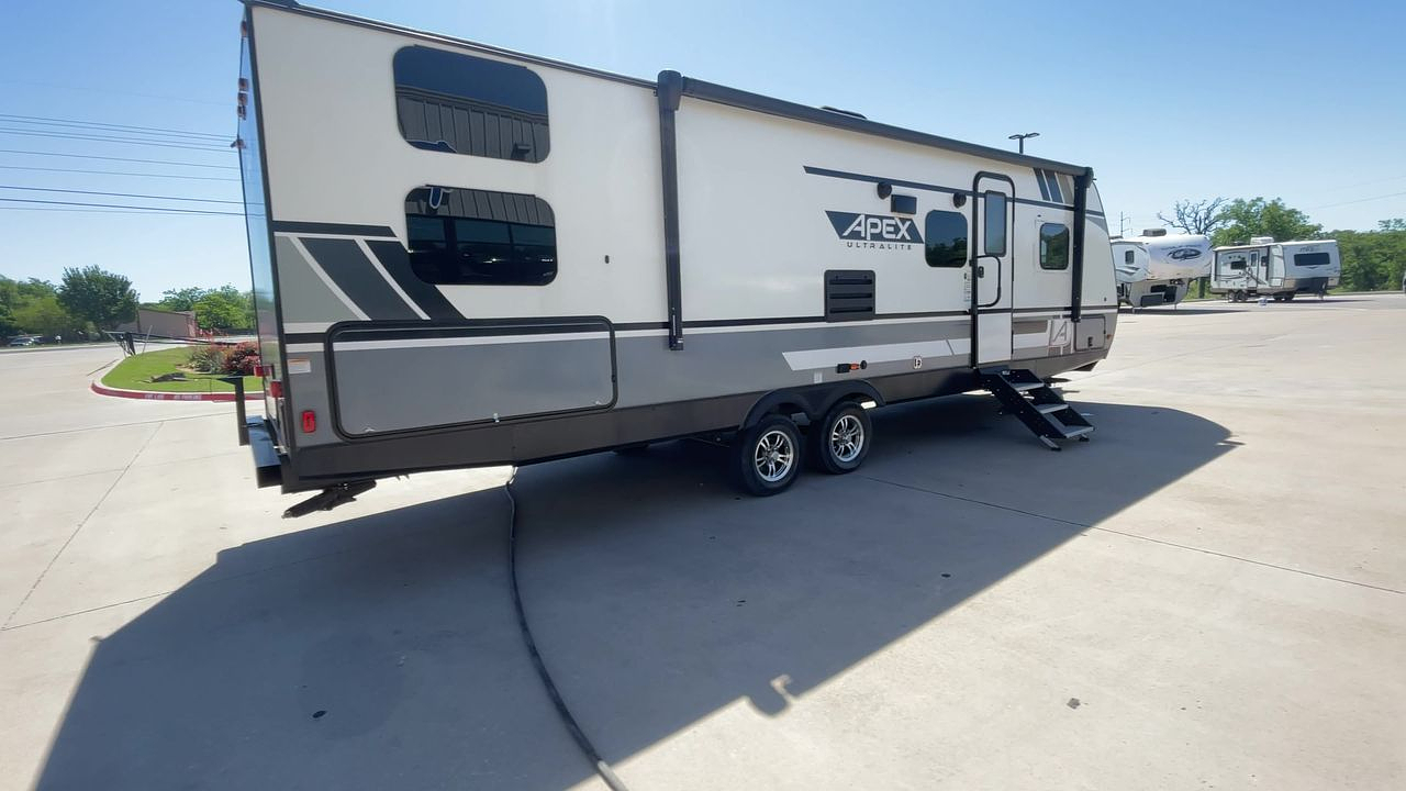 2021 FOREST RIVER APEX 289TBSS