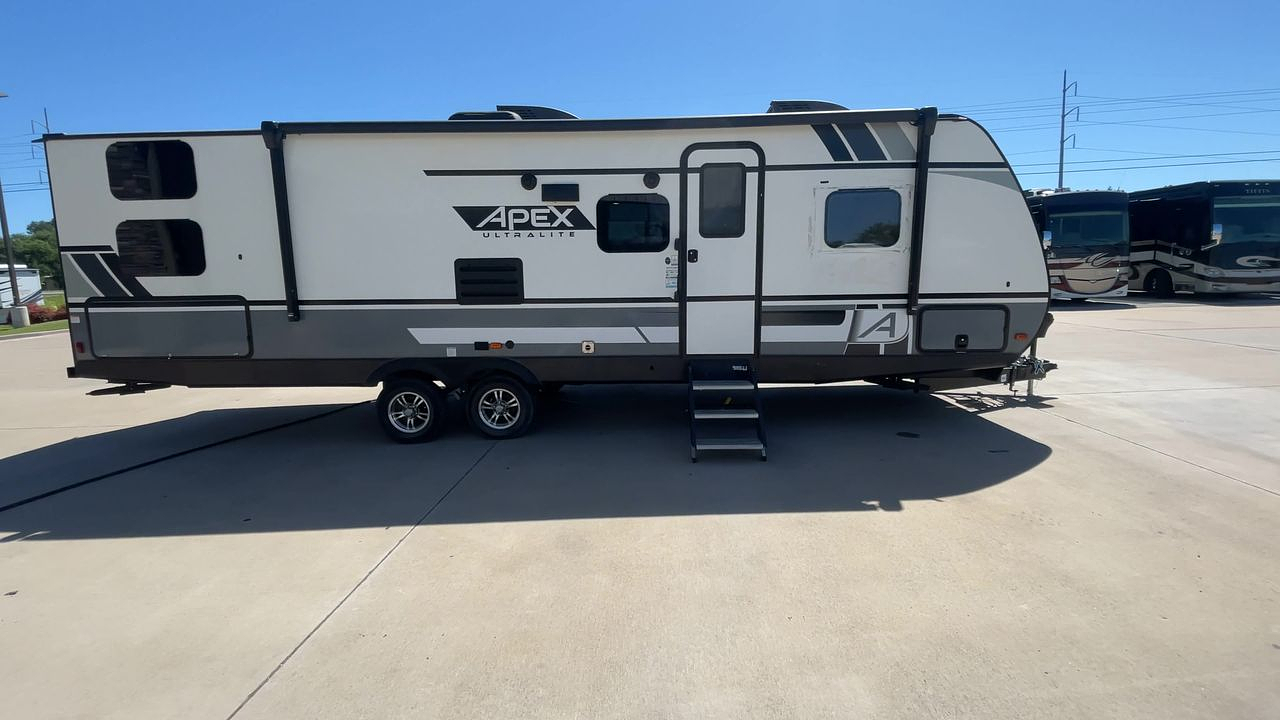 2021 FOREST RIVER APEX 289TBSS