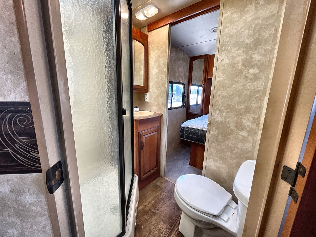 2012 COACHMEN FREEDOM EXPRESS 296R