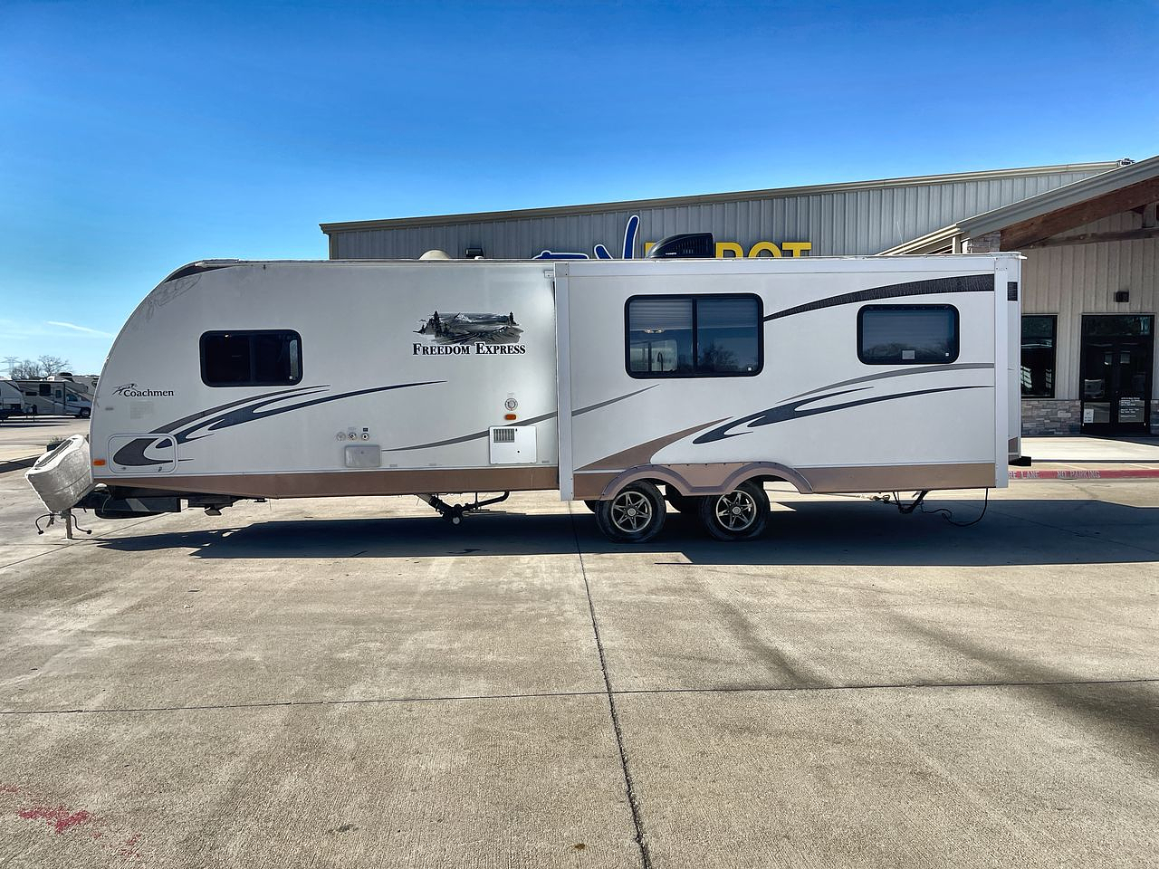 2012 COACHMEN FREEDOM EXPRESS 296R