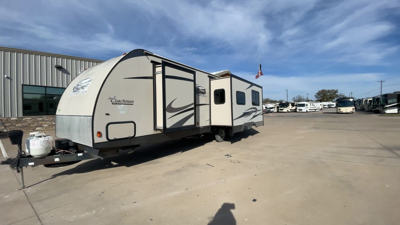 2015 FREEDOM EXPRESS 305RKDS