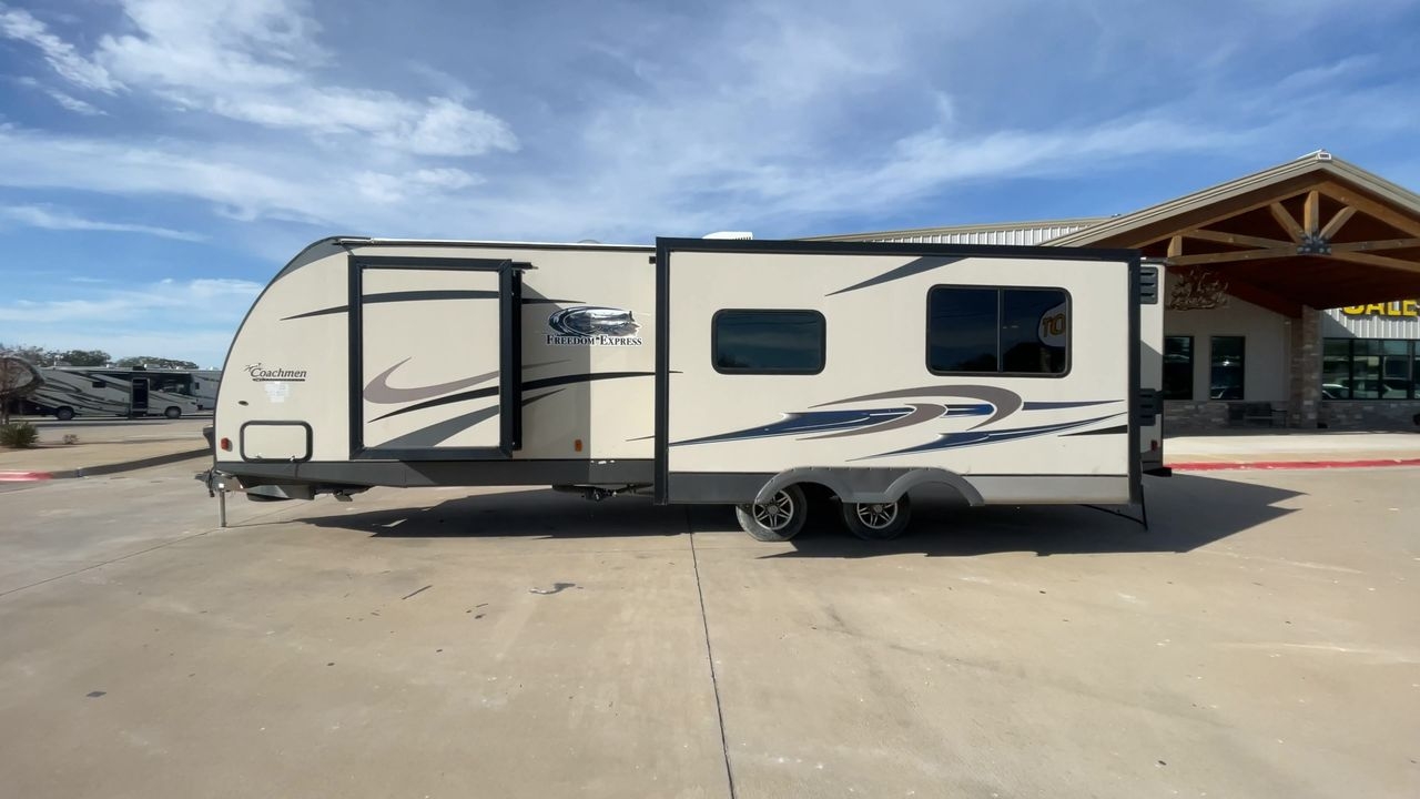 2015 FREEDOM EXPRESS 305RKDS
