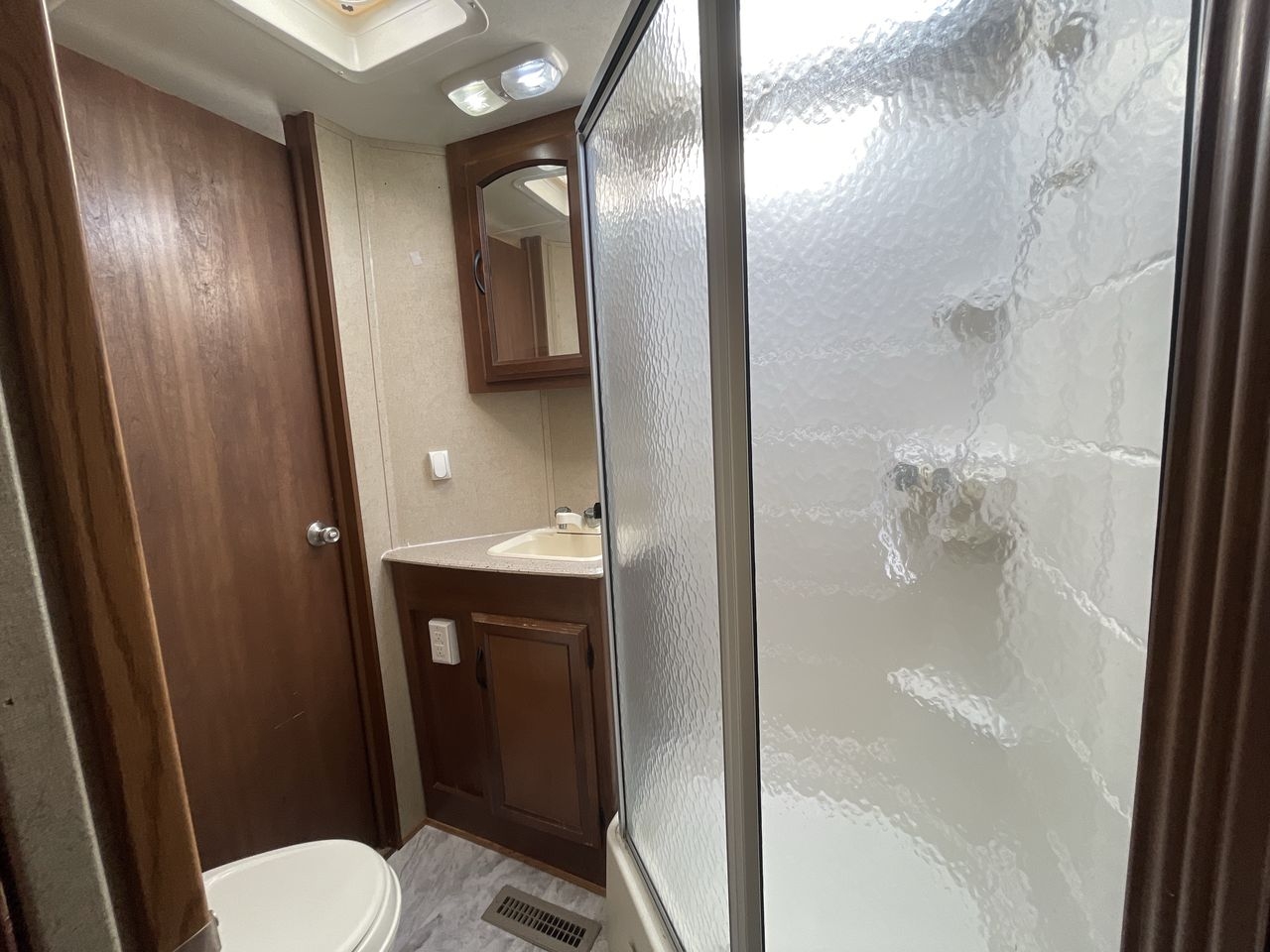 2015 FREEDOM EXPRESS 305RKDS