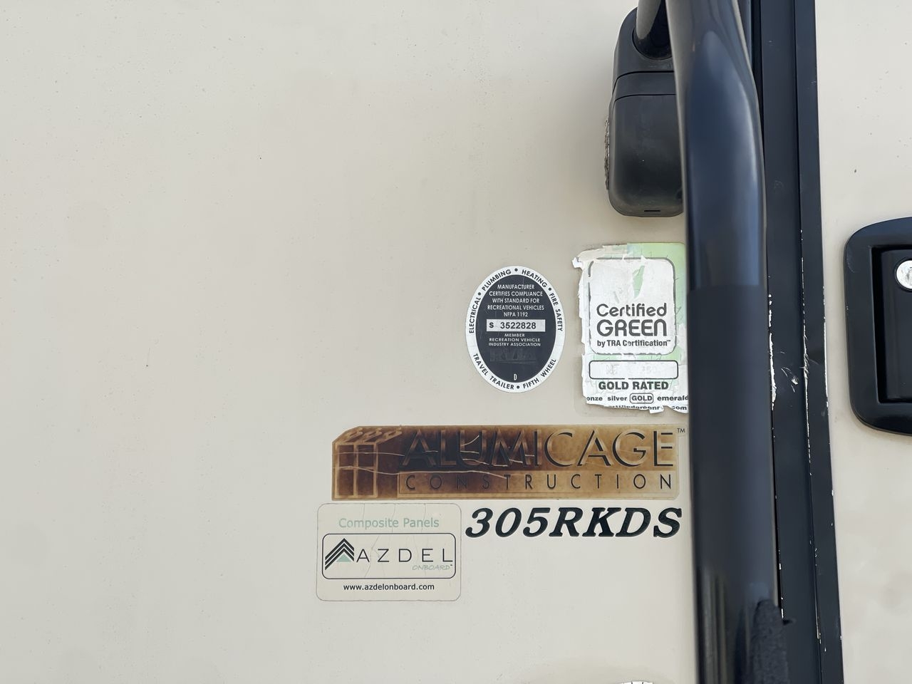 2015 FREEDOM EXPRESS 305RKDS