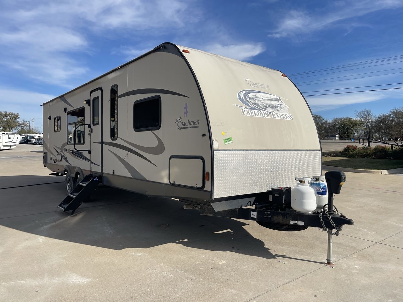 2015 FREEDOM EXPRESS 305RKDS