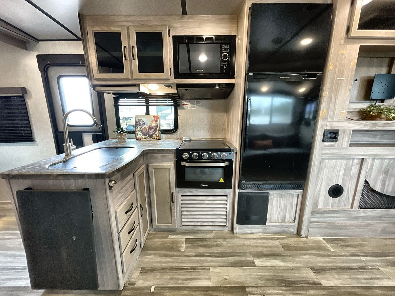 2021 FOREST RIVER SPIRIT 2963BH