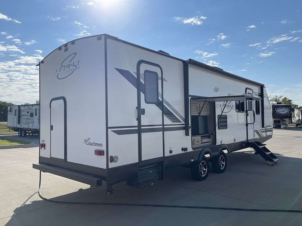2021 COACHMEN SPIRIT 2963BH