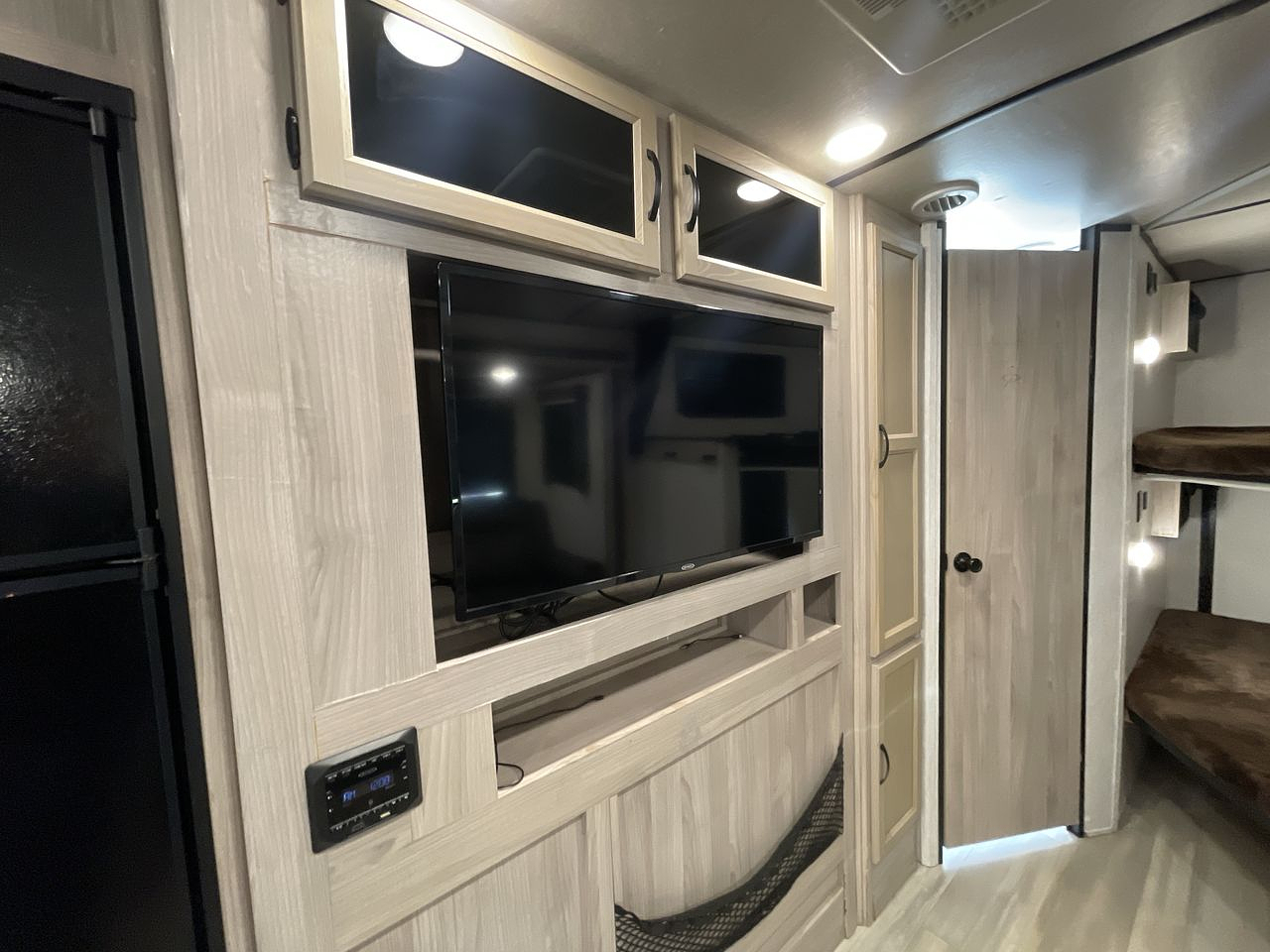 2021 COACHMEN SPIRIT 2963BH