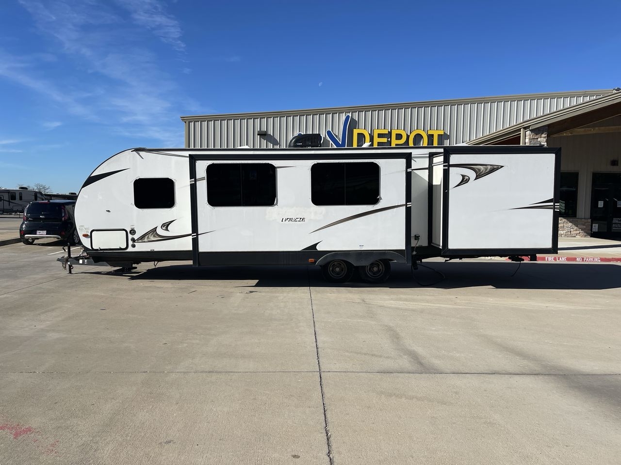 2019 FOREST RIVER TRACER 31BHD