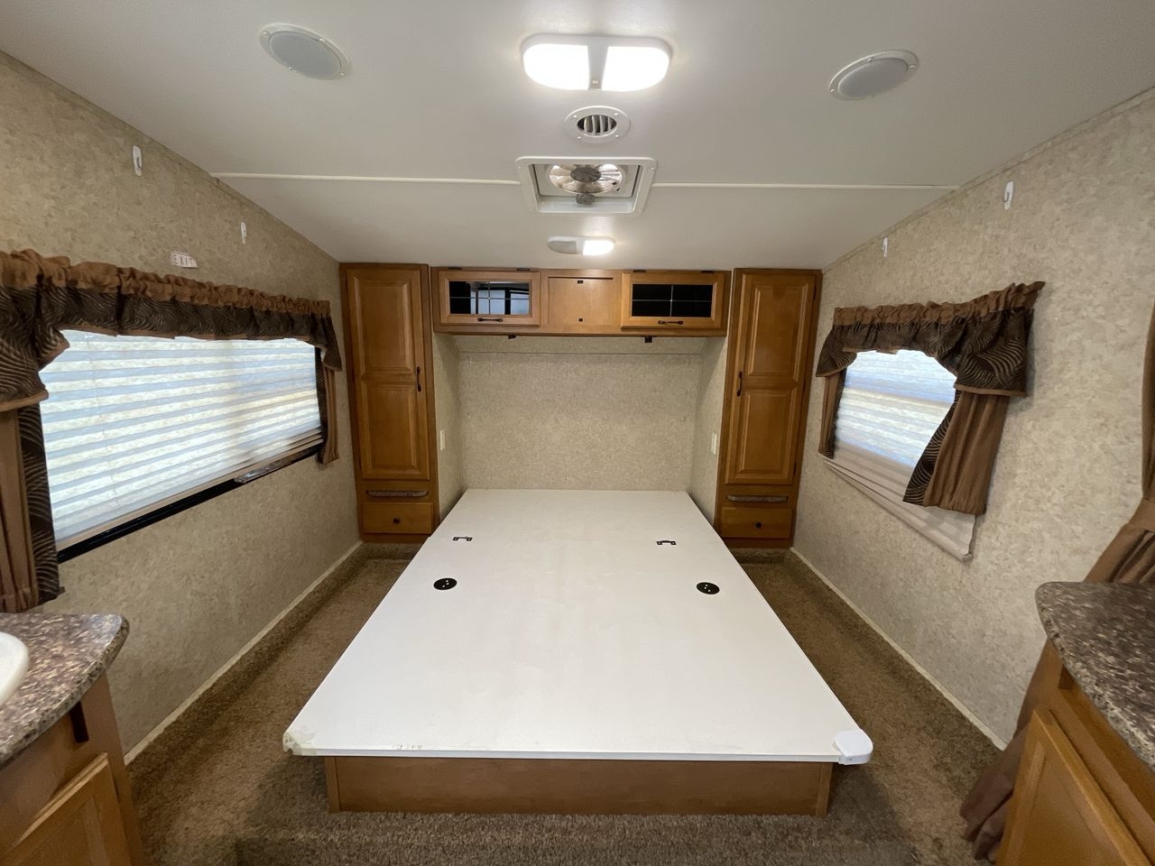 2012 EVERLITE EVERGREEN 30RLS-5