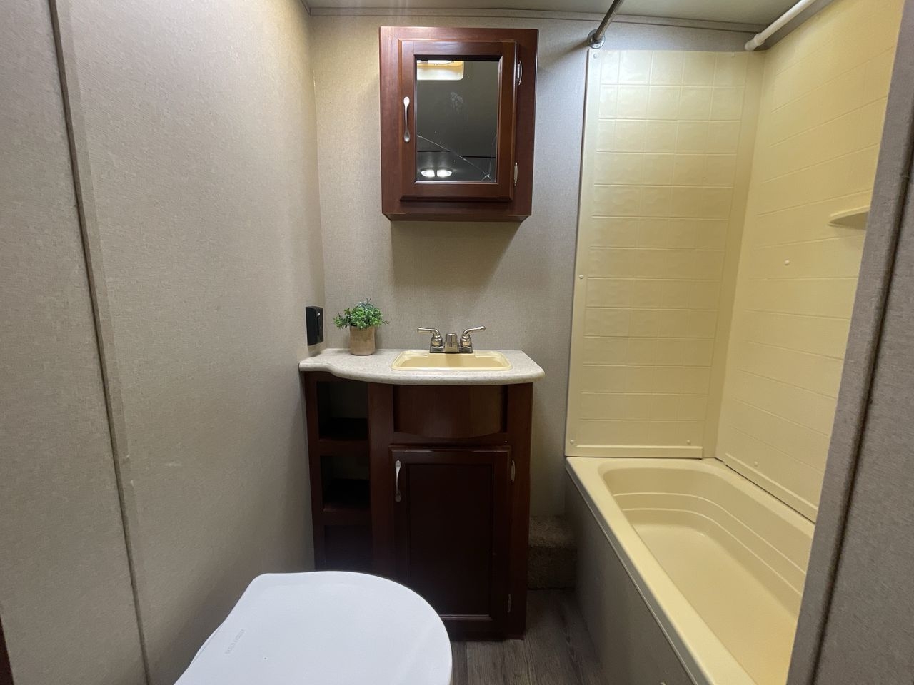 2015 EVERGREEN I GO G260BH