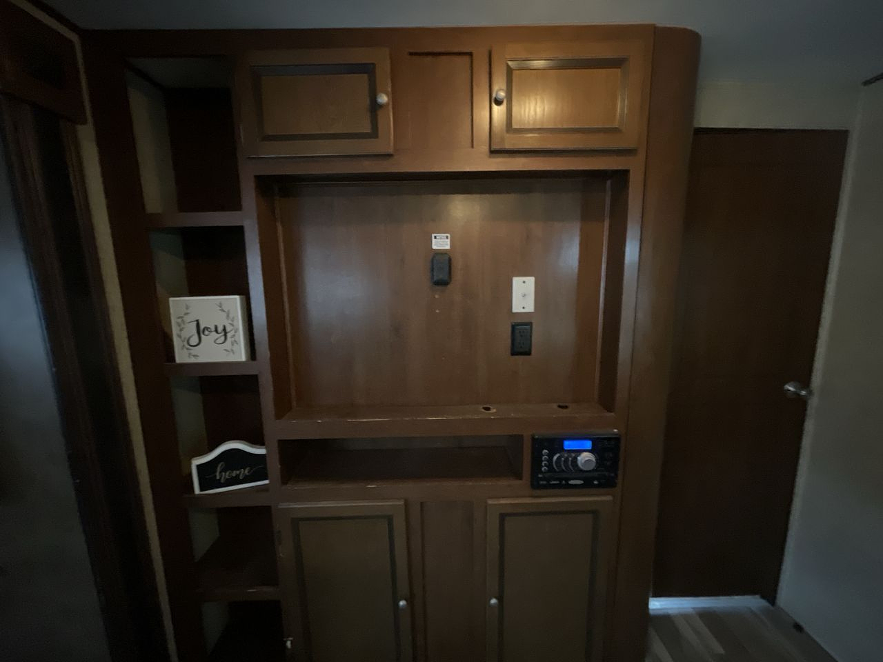 2016 LAYTON 305BH