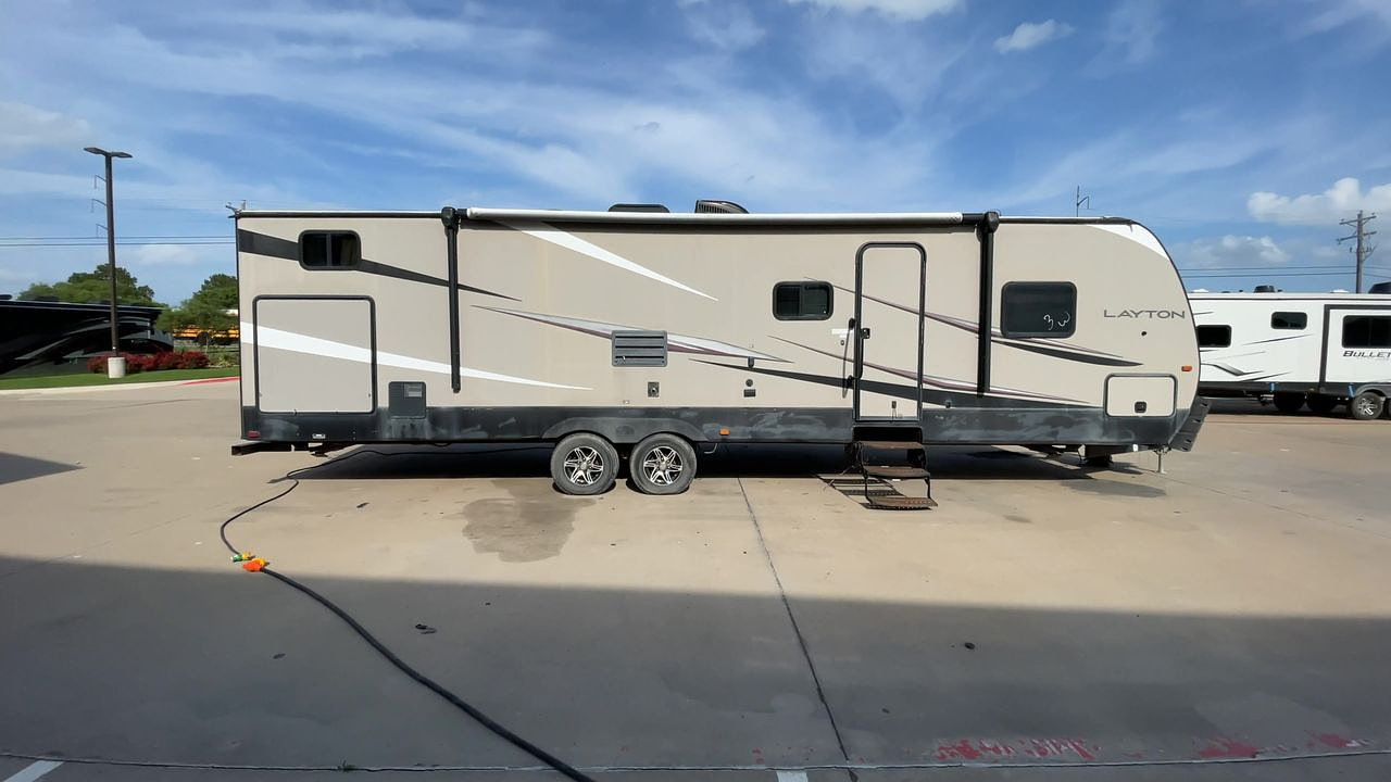 2016 LAYTON 305BH