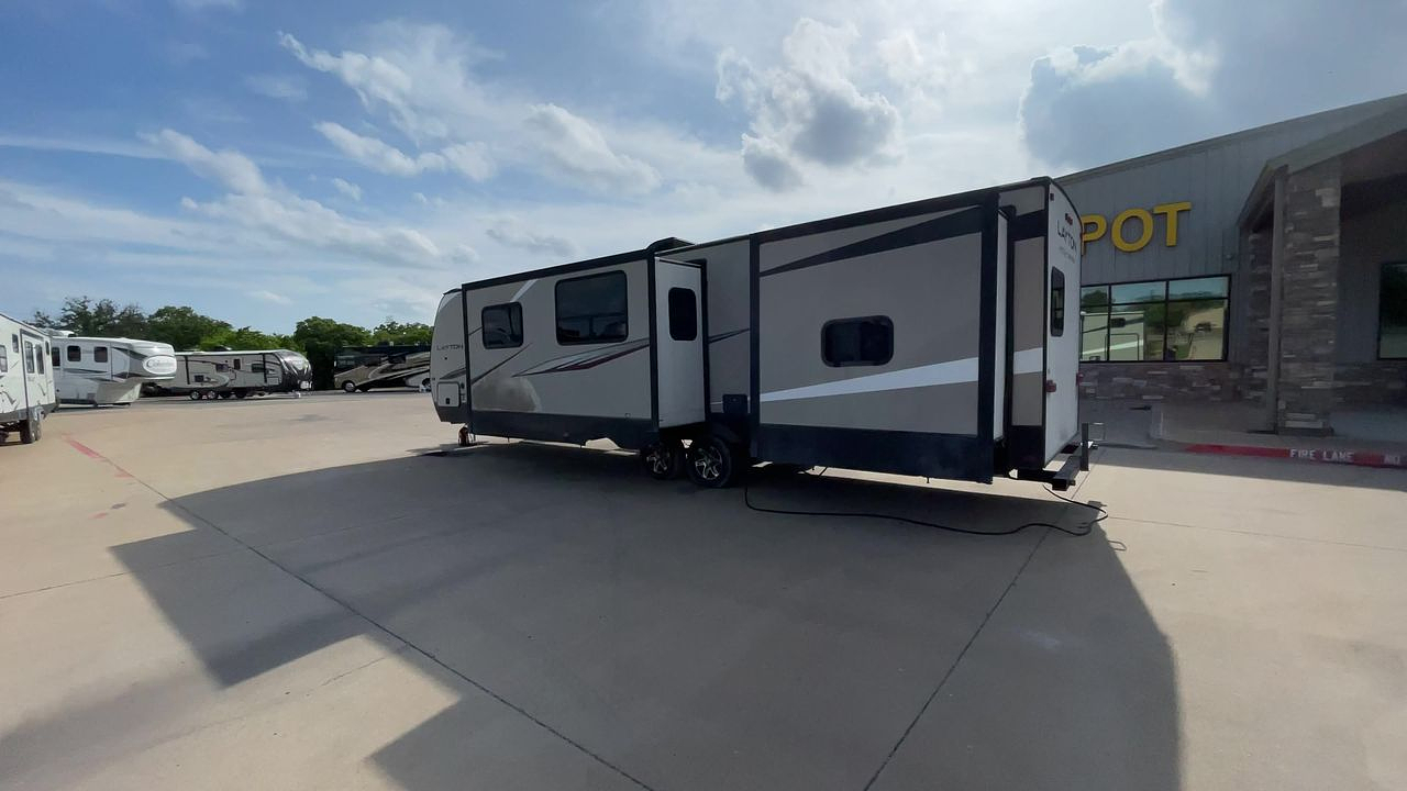 2016 LAYTON 305BH