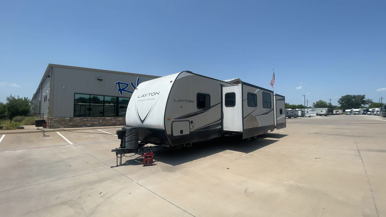 2016 LAYTON 305BH